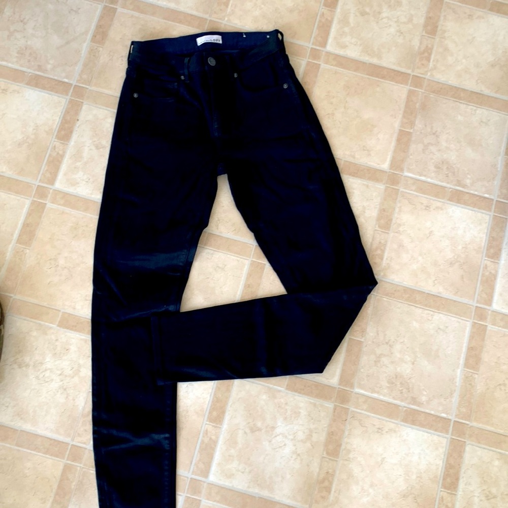 NWOT LOFT COATED SKINNY JEANS SIZE 2TALL/ 26 TALL Color Dark Navy
